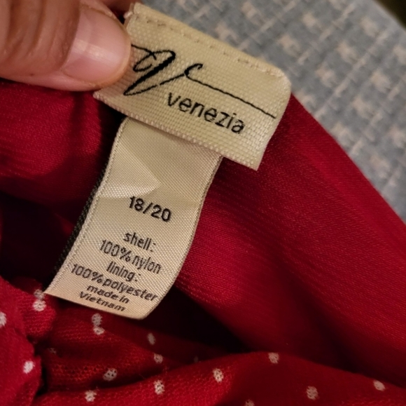 Venezia Red Polka Dot Blouse - Picture 7 of 9